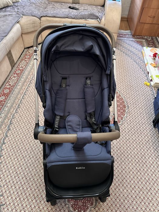 Продам коляску Kidilo 2 в 1