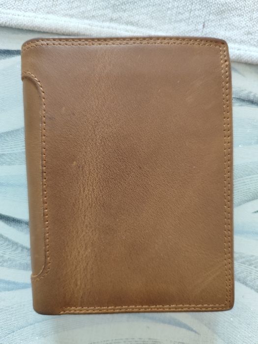 Мъжки портфейл естествена кожа