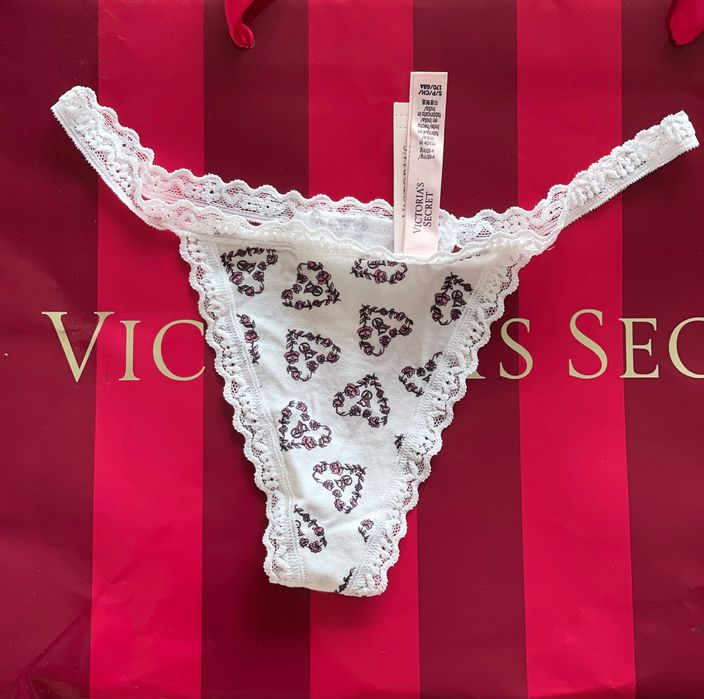 Дамско бельо Victoria’s Secret