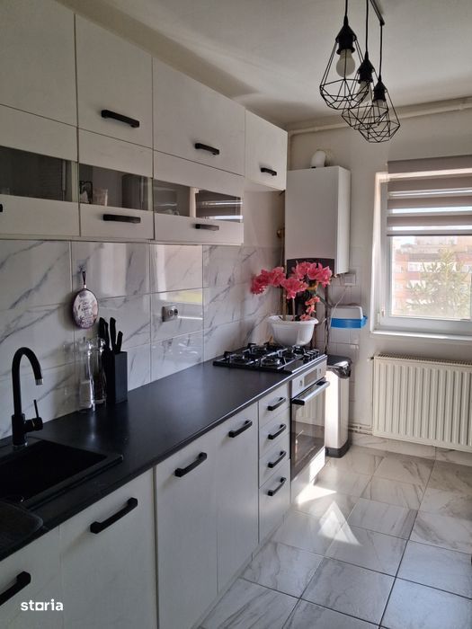 Apartament decomandat cu 3 camere in zona Scriitorilor, Brasov