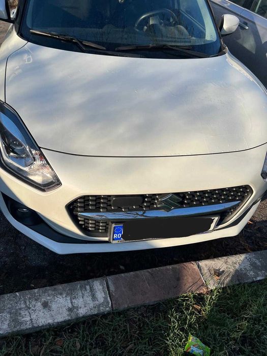 Vand Suzuki Swift Passion 1.2 hibrid 2WD, an 2022, 55000 Km -12500euro