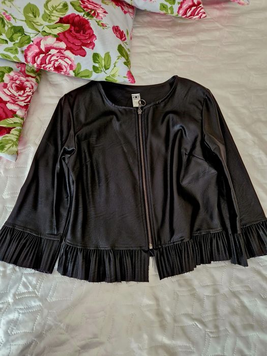 Нова кожена дрешка