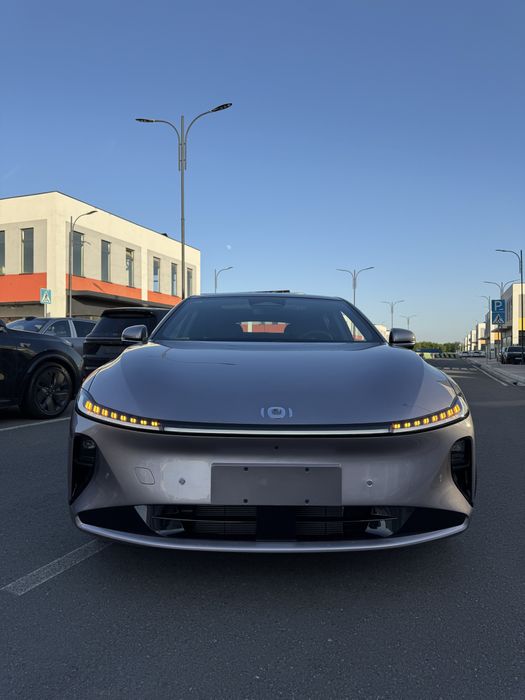 1 570km Hybrid NEVO A07