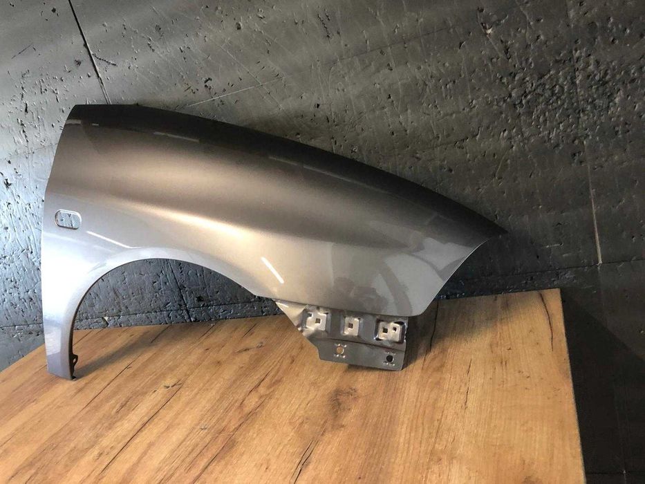 Aripa Fata Dreapta Seat Ibiza An 2002-2008 (S7U (Gri))