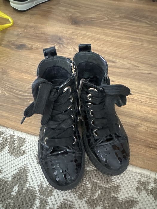 Ботинки для девочки.От фирмы тифлани