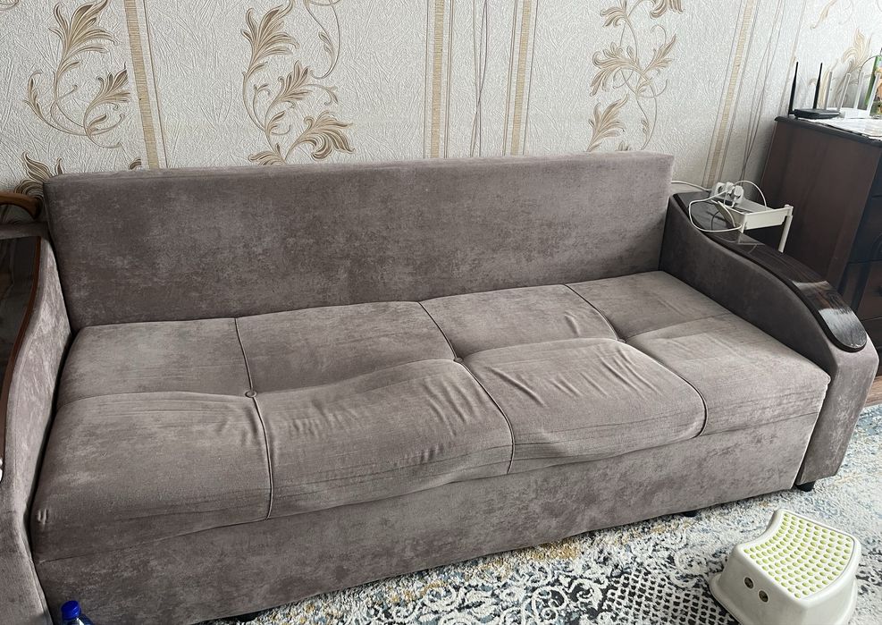 Пролам диван бу расклланой