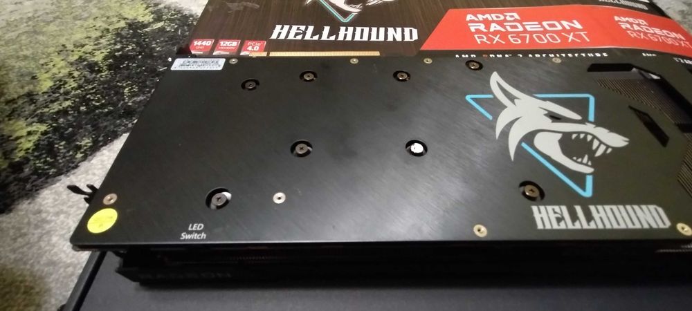 НОВА Radeon RX 6700 XT 12GB Powercolor Hellhound