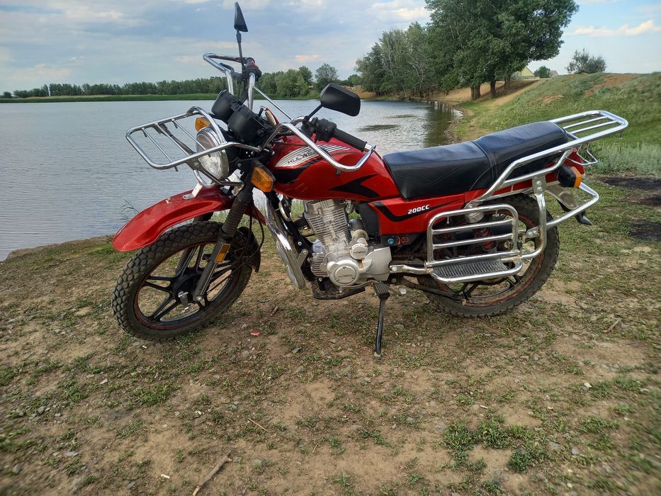Мотоцикл  200 куб
