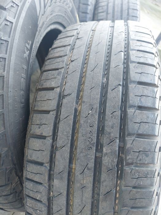 Vând anvelope vară 215/65/r16