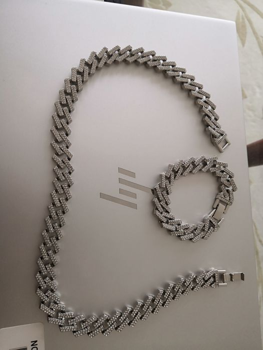 Колье с браслетом