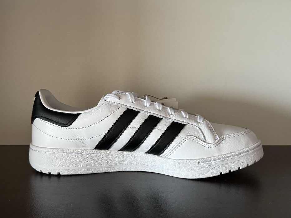 Adidas Team Court 44номер 28см Стелка Нови с Кутия