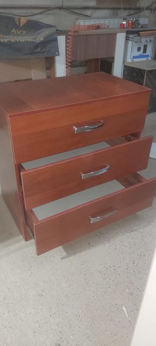 Продам комоды новые