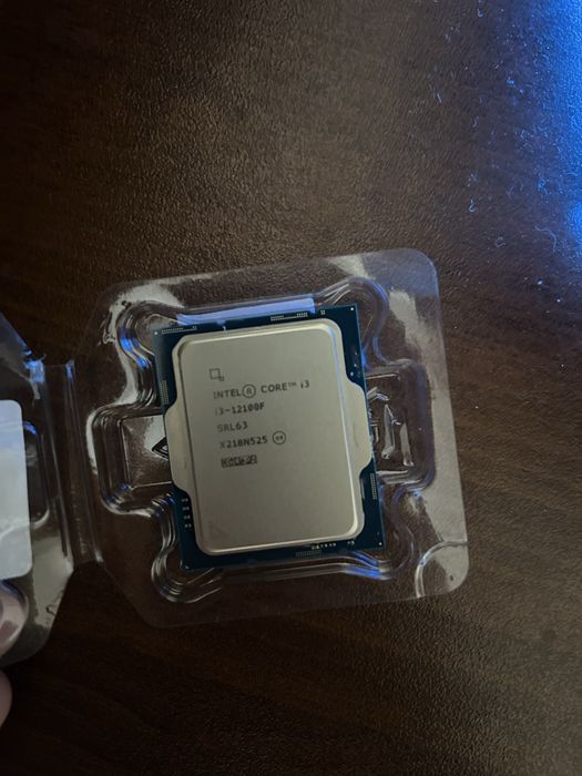 Процессор Intel core i3 12100F