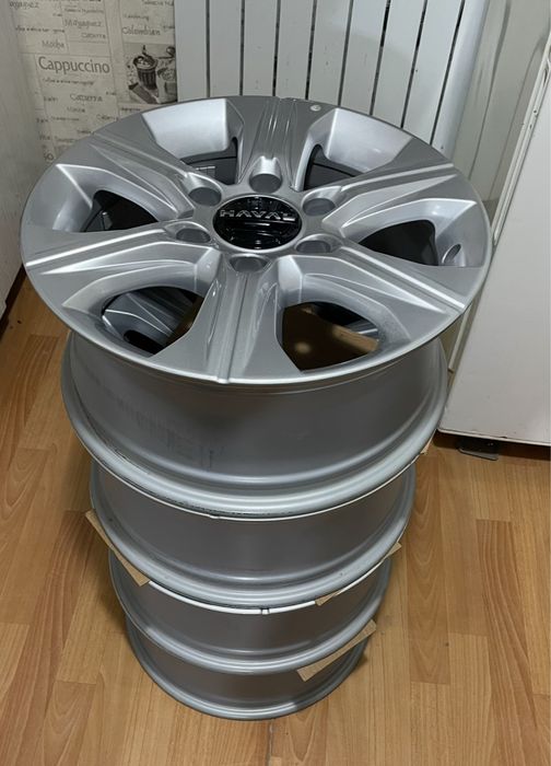 Продам новые диски 17