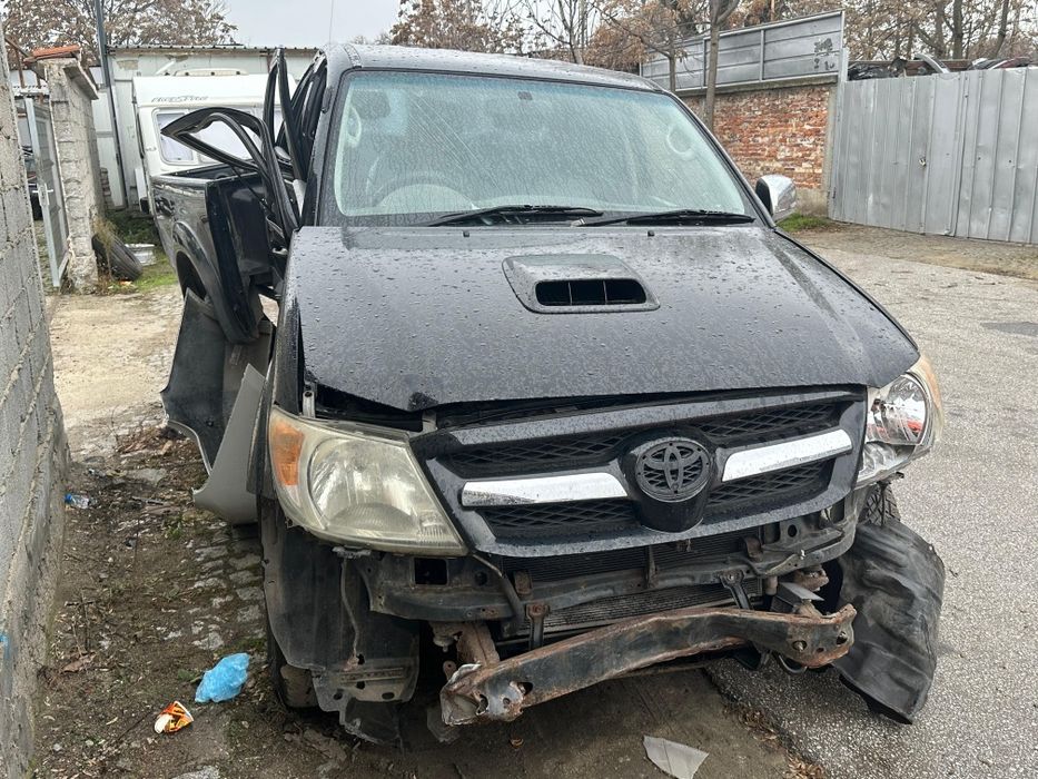 Toyota Hilux 3.0d автомат 2007 НА ЧАСТИ
