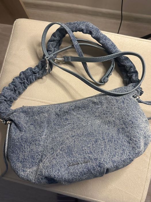 Сумка Charles Keith