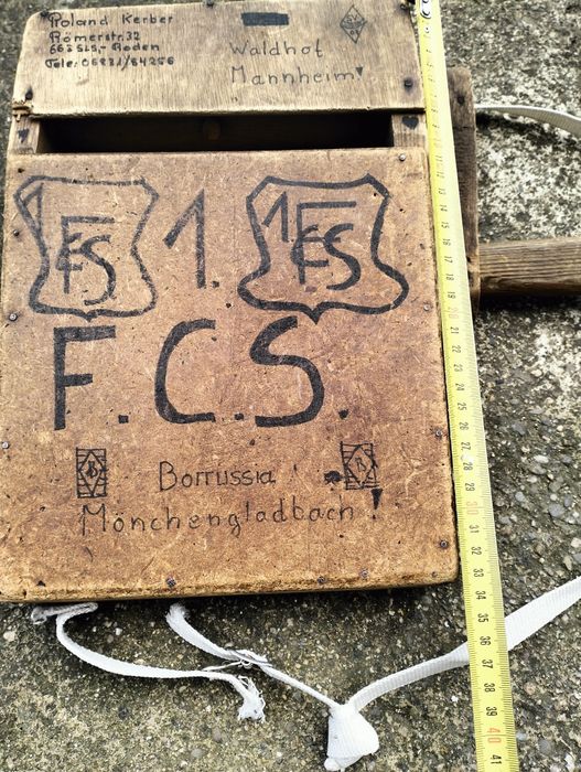 Немска колекционерска футболна тресчотка