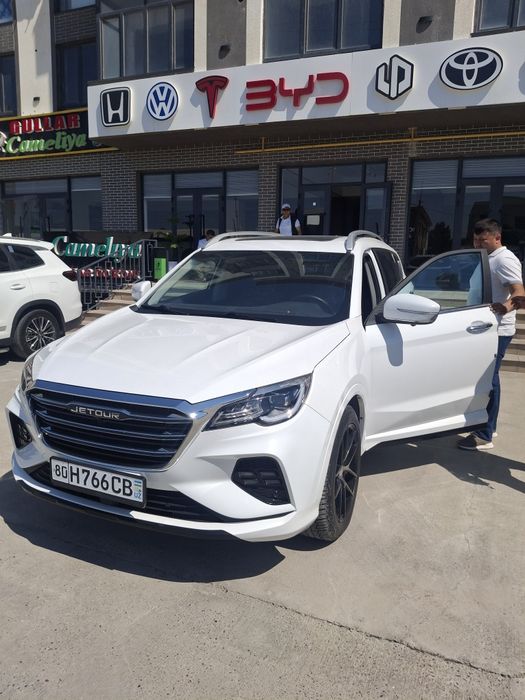 Jetour X70 2023 — 3