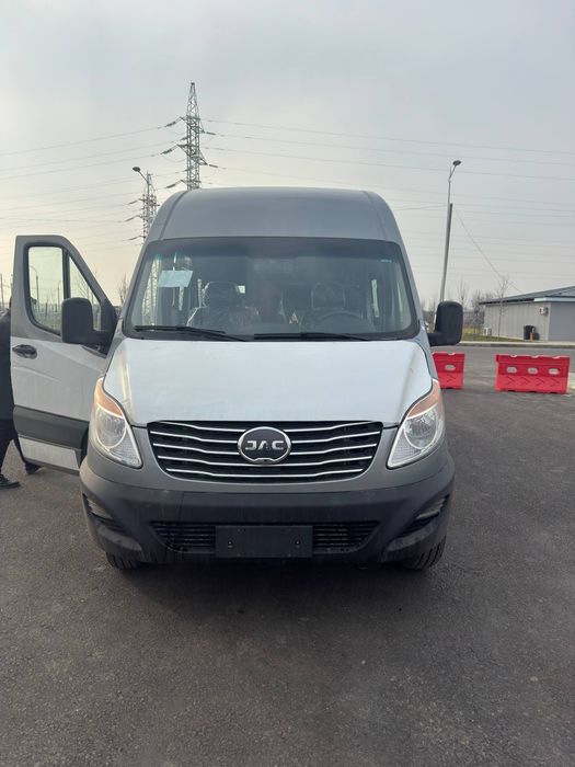 Пассажирский Jac Sunrey