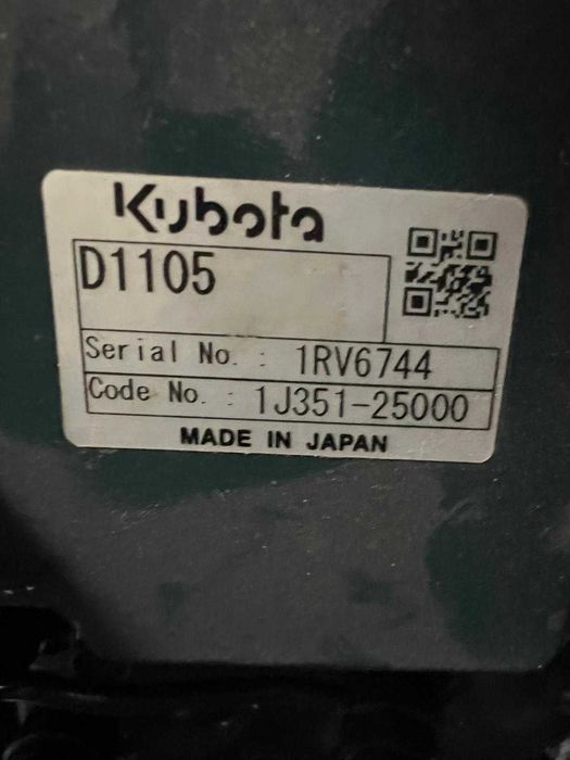 Мини багер Qilu – 2.5 т, двигател Kubota 25 кс + 3 кофи (нов) + видео