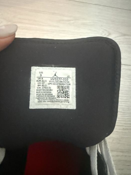 Jordan 1 Metallic black (промо)