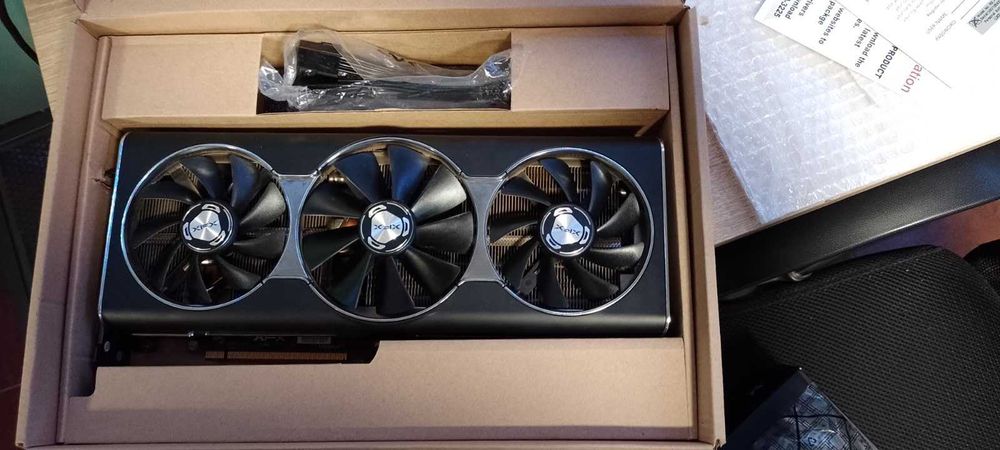 Видеокарта AMD XFX RX 5700 XT THICC III Ultra 8GB