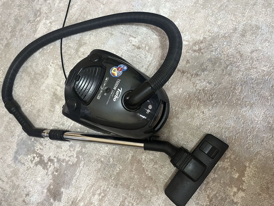 Продам пылесос марки LG turbo 1500 W