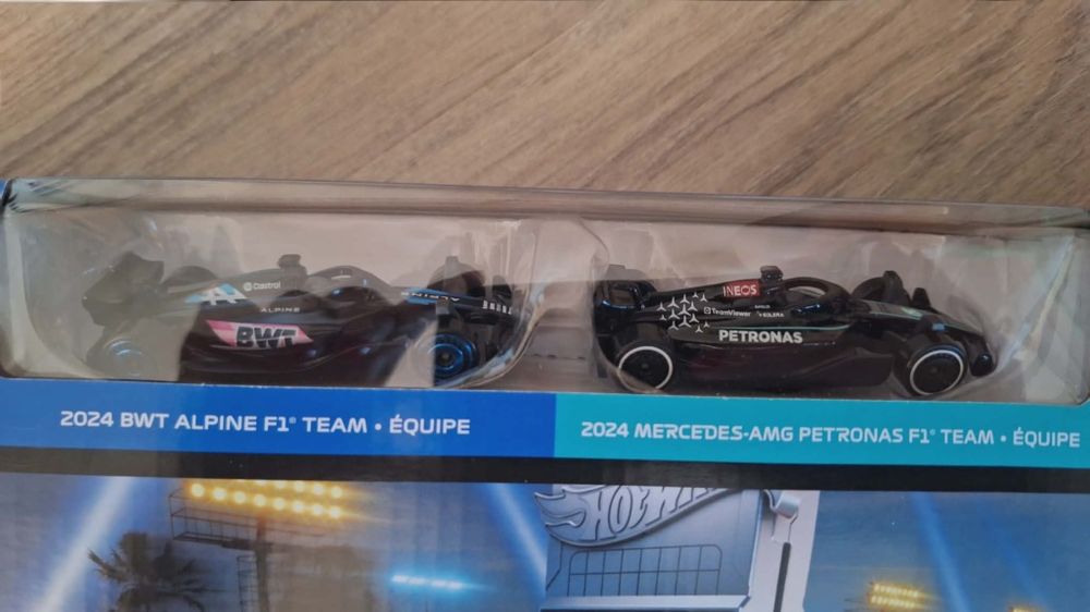 Писта Hot Wheels racing F1