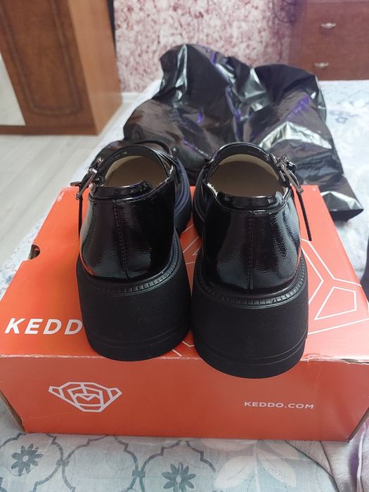 Туфли новые размер 36