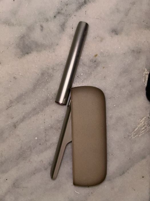 Se Vinde iqos bej