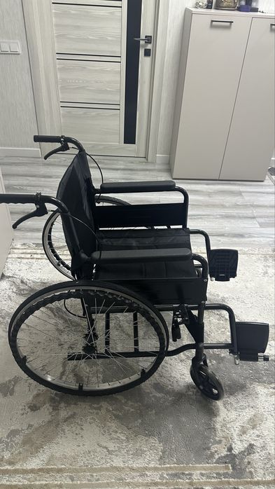 Инвалидная коляска