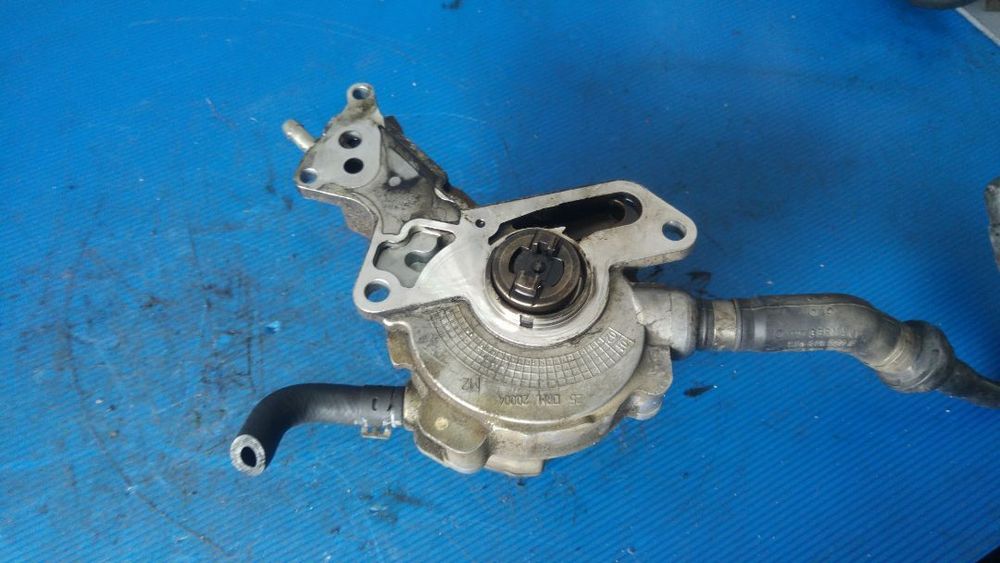 pompa vacuum 1.9 tdi vw polo 9n golf 4 audi a3 8l seat altea leon 038145209e