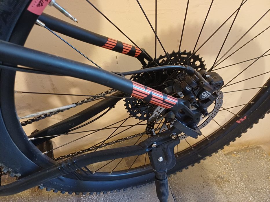 Bicicleta 27,5, este in stare bună.