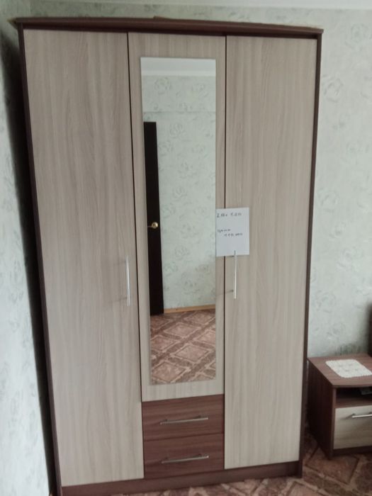 Спальний гарнитур