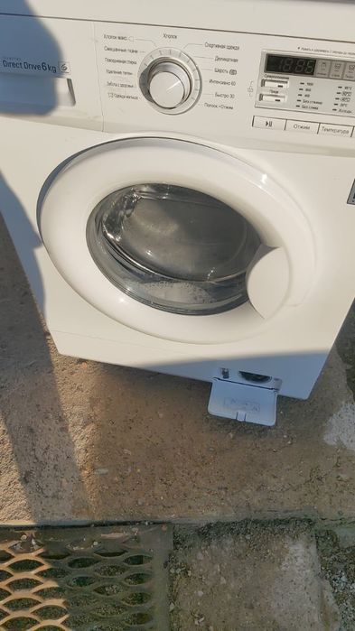 Продам тиральную машину LG