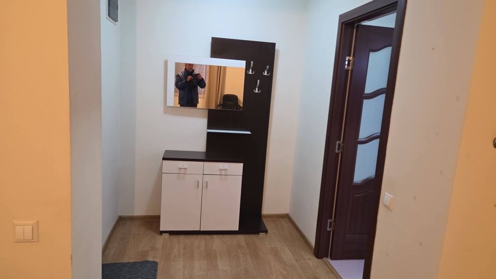 Inchiriez apartament 1 cameră  (nu garsoniera)
