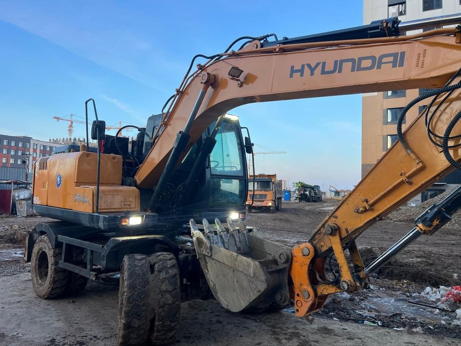 Услуги аренда экскаватор колесный