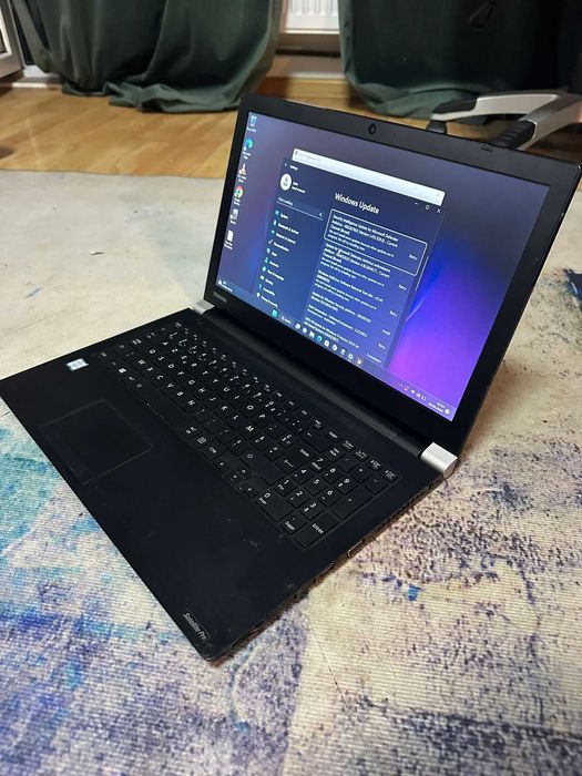 Laptop Toshiba Pro A50, i5 gen 6, 12 gb, hdd 1tb, complet