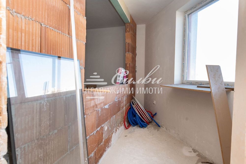 Продава се Двустаен апартамент в Шумен, Добруджански - 72 кв.м за 1183 €/кв.м - Снимка #4