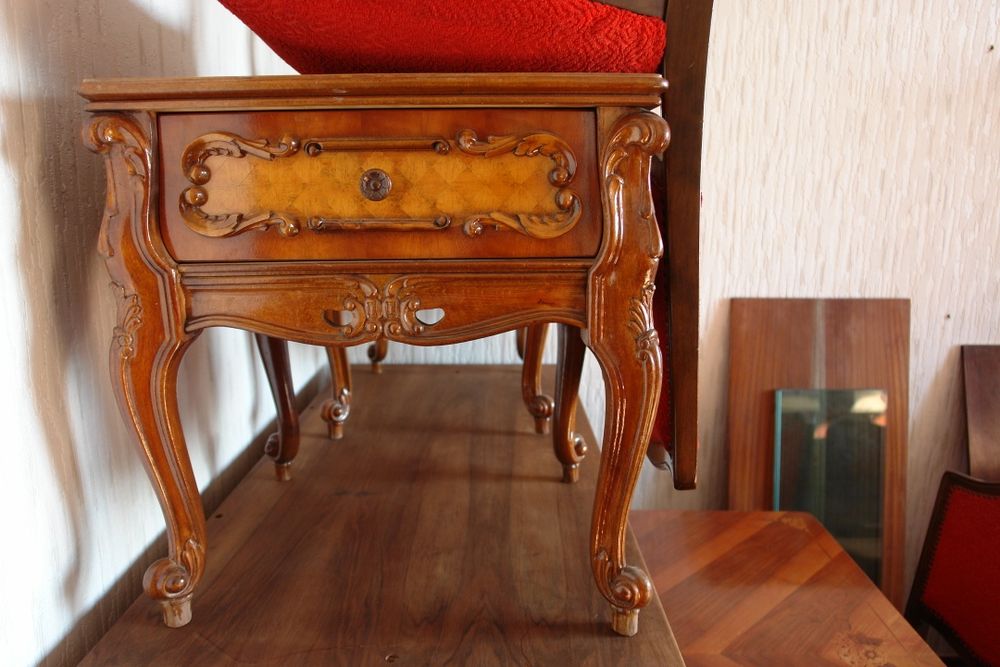 Антикварная Мебель.