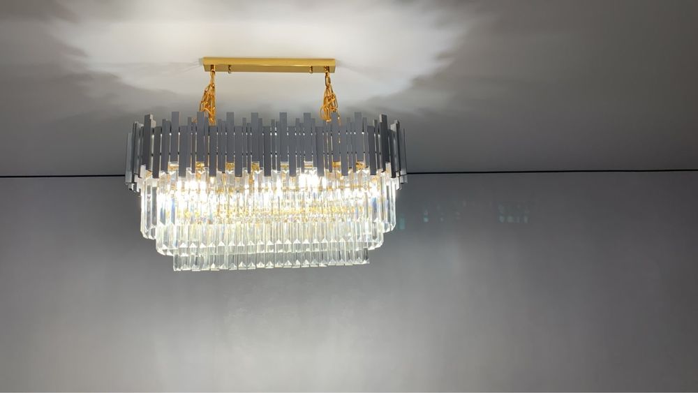 Продам три люстры в зал/гостиную