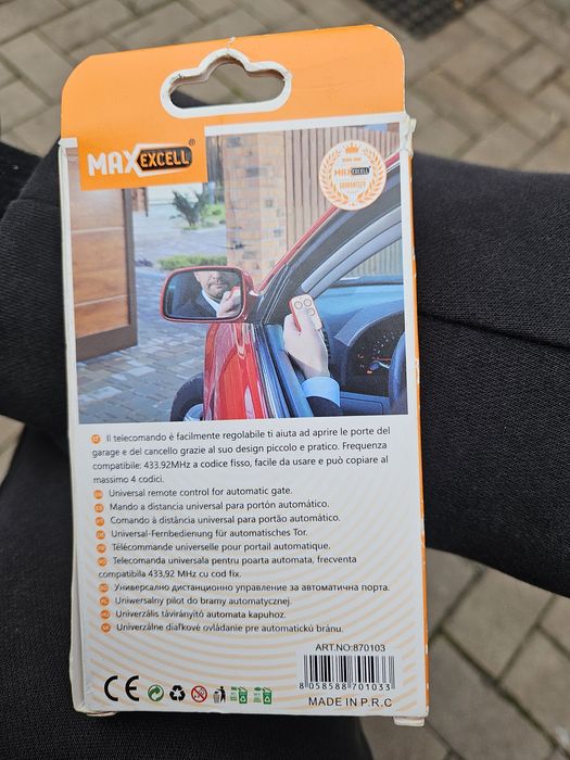 Vand telecomanda universala pentru poarta automata, frecventa 433.92