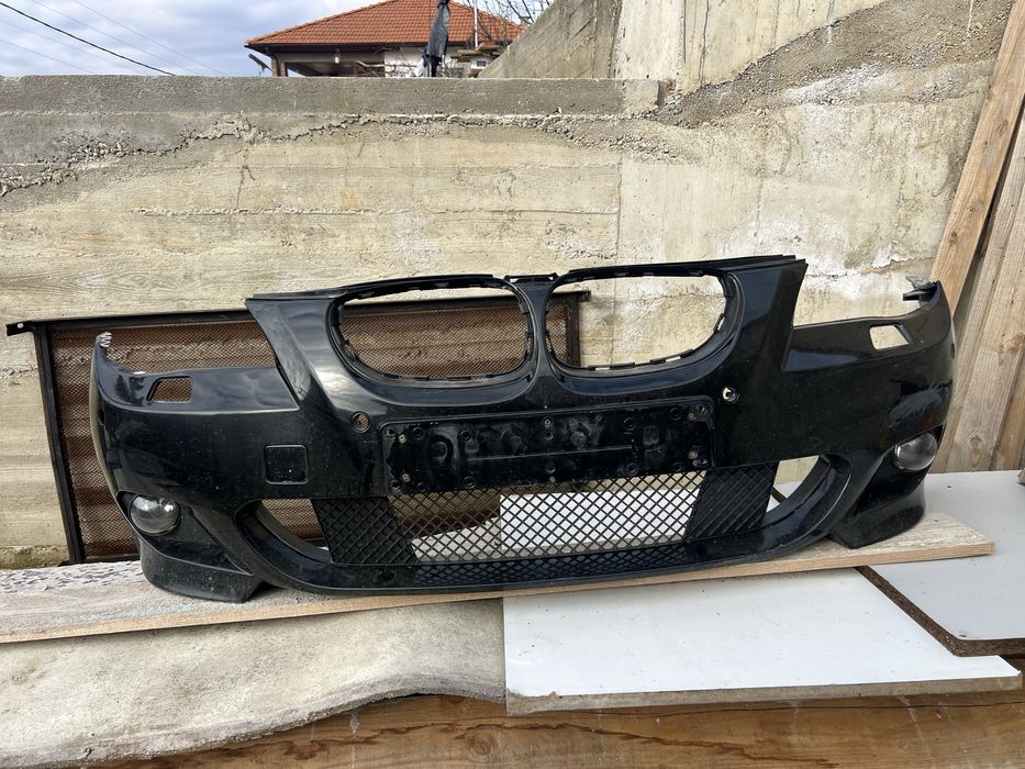 Продавам предна M-Tech броня за BMW E60,