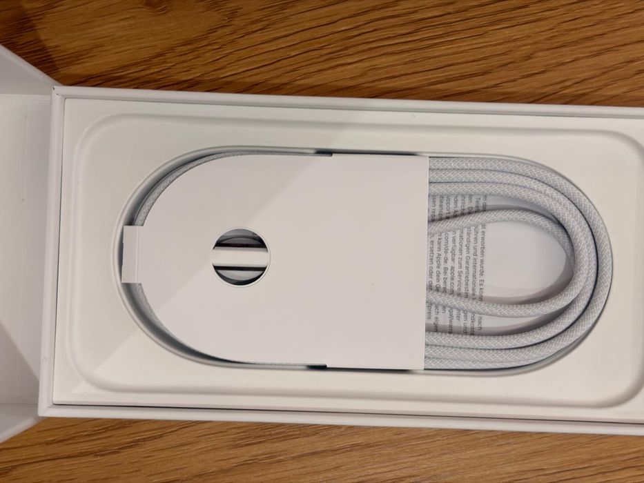 Iphone 16 Pro 256Gb bat.92%