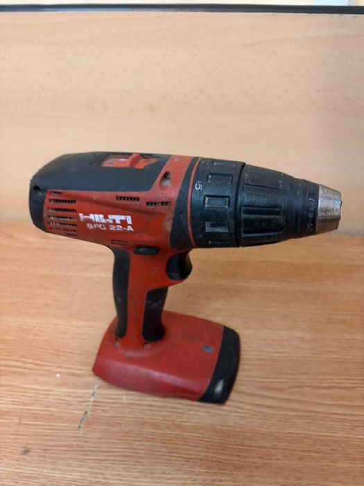 Masina hilti pe acumulator