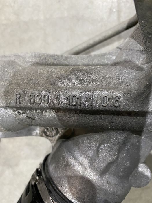 Caseta directie Mercedes Vito , Viano W639 CodR63911011016