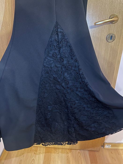 Дълга черна бална рокля