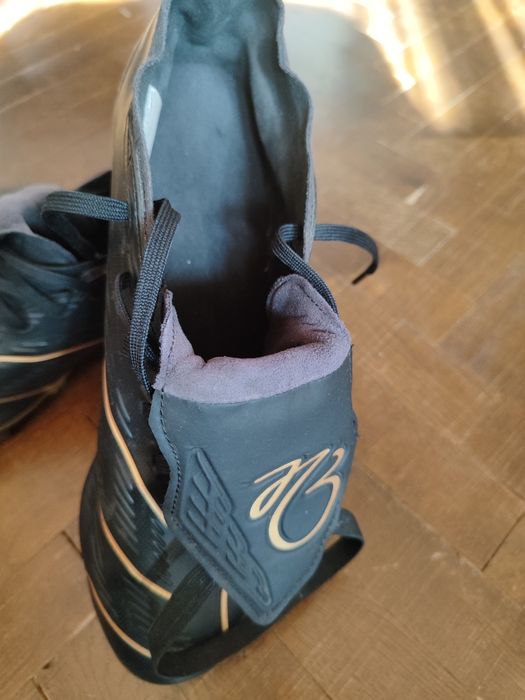 Футболни обувки Adidas predator