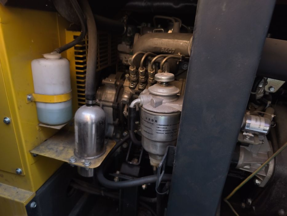 Продам дизельную электростанцию