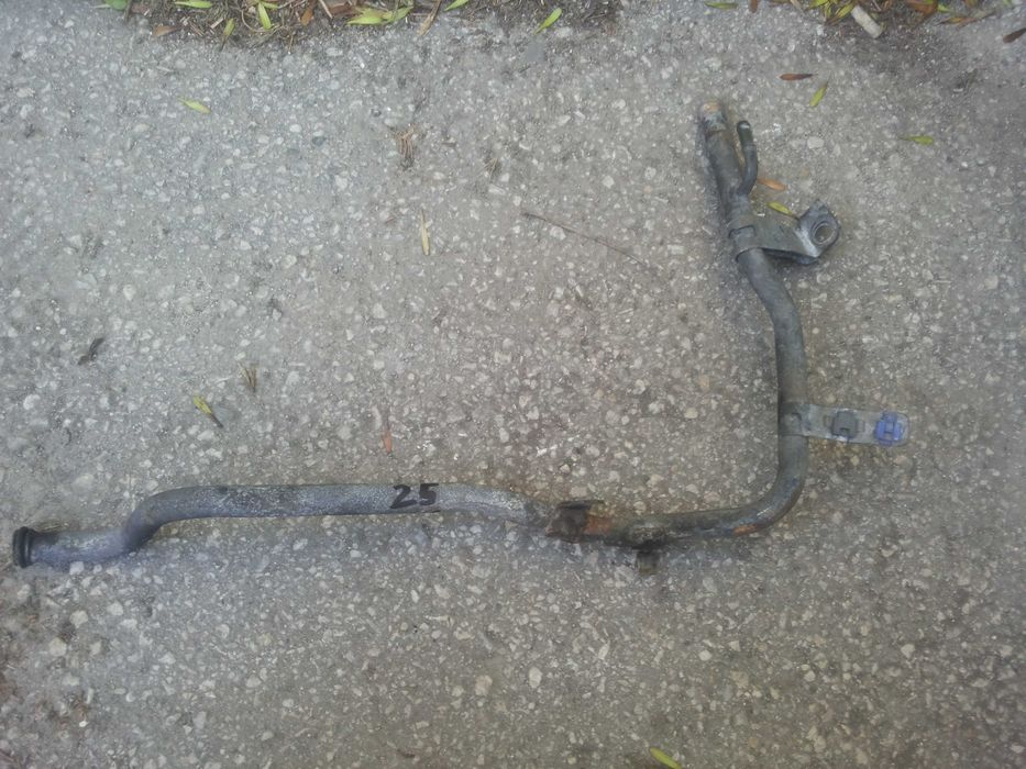 Продавам авточасти за Мазда 323 F 1.6 98 К.с